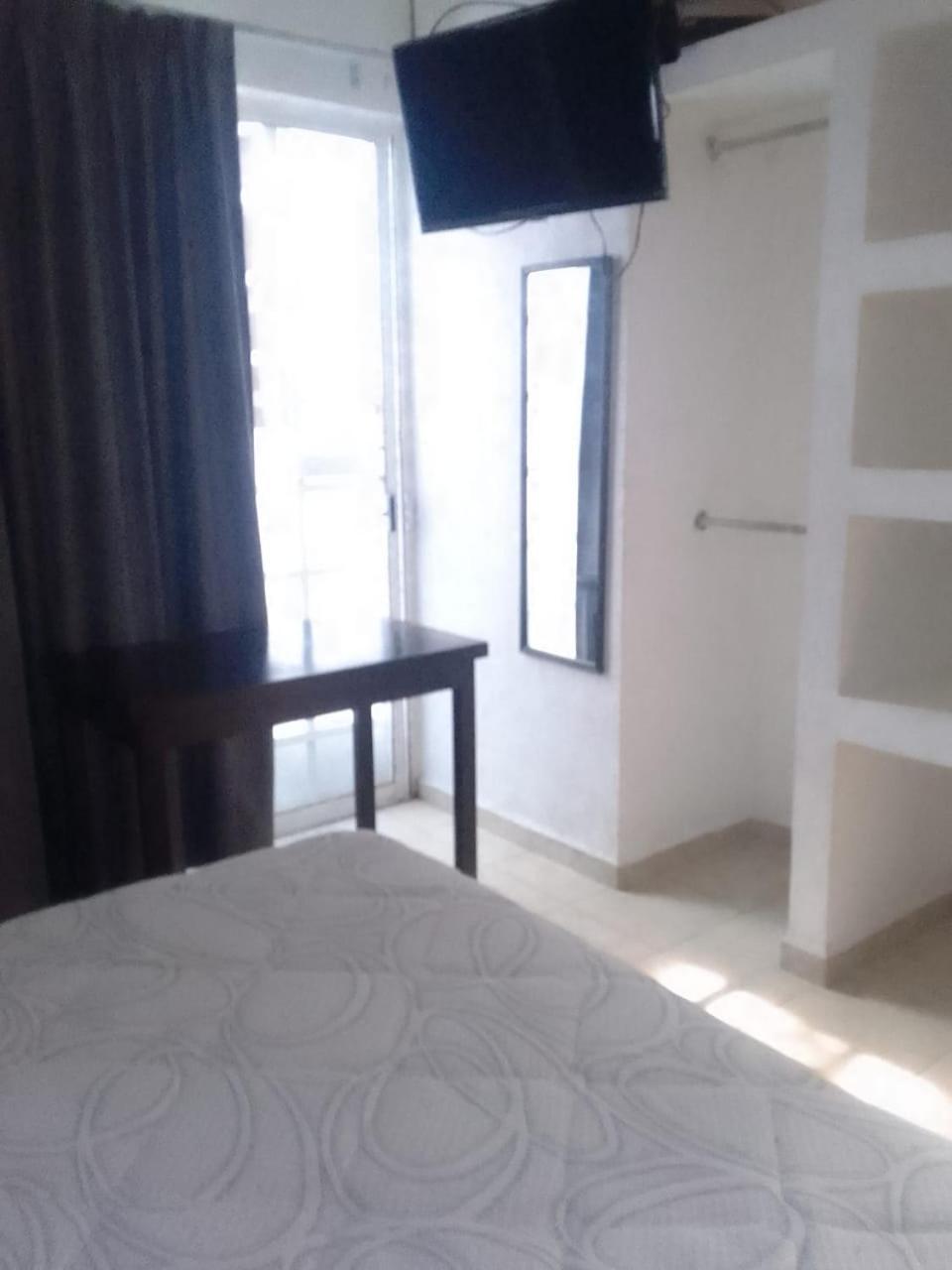 Mid-498 Centro Apartment Мерида Екстериор снимка