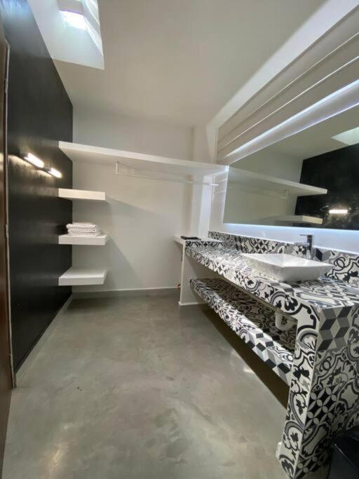 Mid-498 Centro Apartment Мерида Екстериор снимка